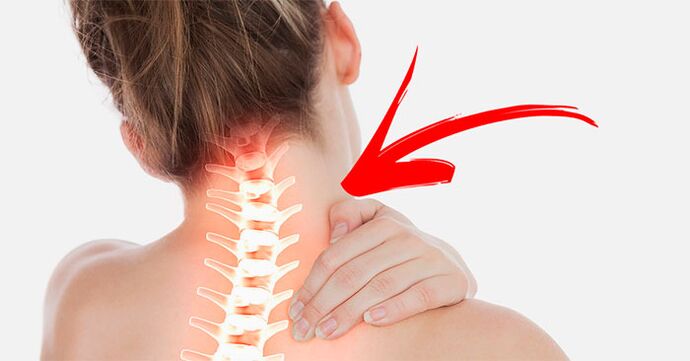 Πόνο στο λαιμό γιατί και τι να κάνω